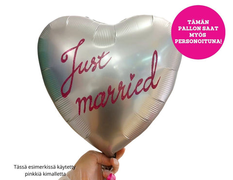 Satiinivalkoinen sydän tavallinen foliopallo