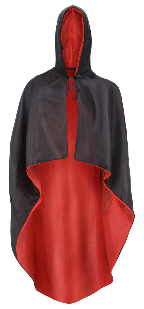 Vampyyrin asusetti; viitta, sauva ja medaljonki