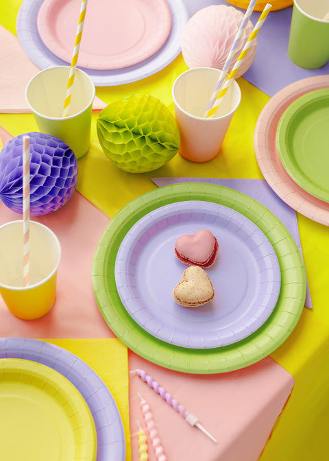 Pöytäliina vaaleanpunainen, 137 x 183 cm