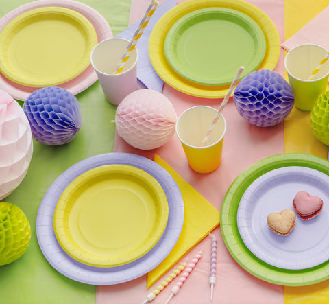 Pieni pahvilautanen keltainen, 18 cm 6 kpl/pkt